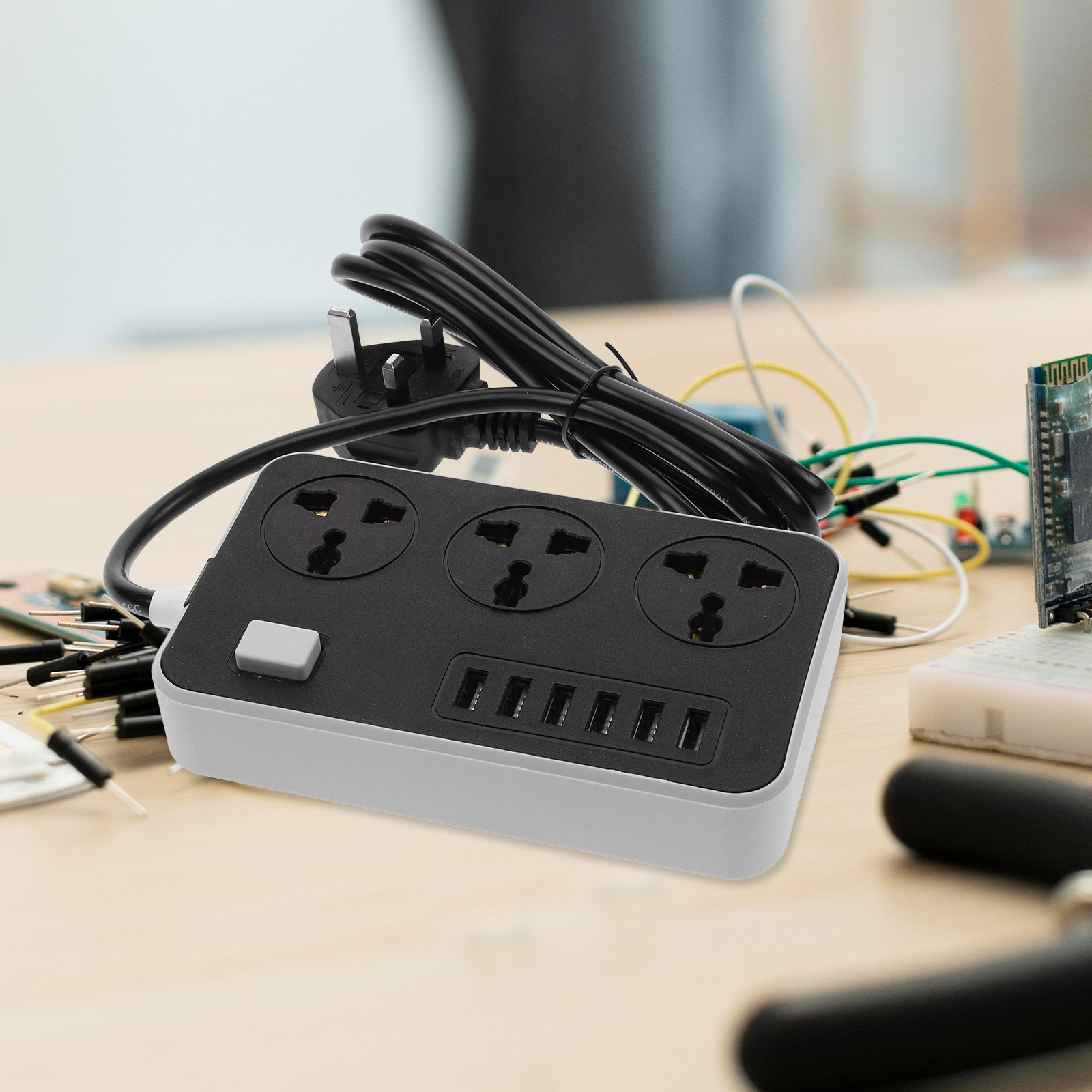 Портативная удлинительная розе – обзор и цена Outdoor Use Power Strip